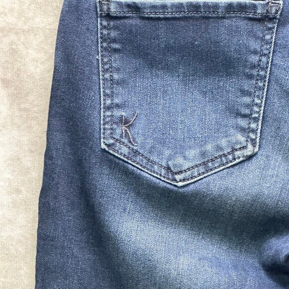 Kut from the Kloth Distressed Skinny Jeans | Size 4 | Dark Wash Stretch Denim - Picture 7 of 11